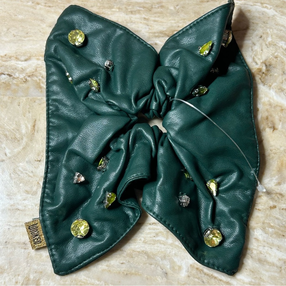 ULTA Wicked Elphaba 4-Point Jumbo Scrunchie (NEW)